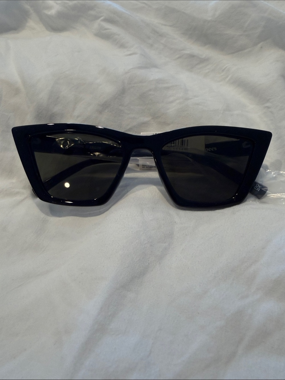 Le Specs Black Cat-Eye Sunglasses - Picture 5 of 5